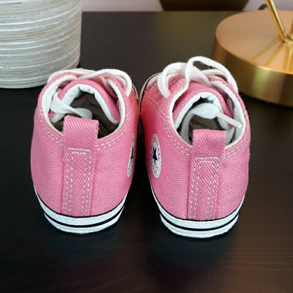 🆕️🎁NWB Converse Pink Baby Shoes/Soft Bott - Picture 6 of 8